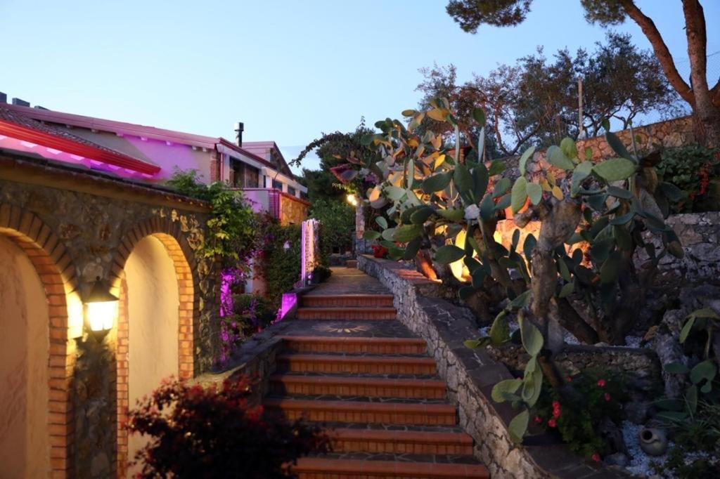 Mamma Rita Bed & Breakfast Tortora